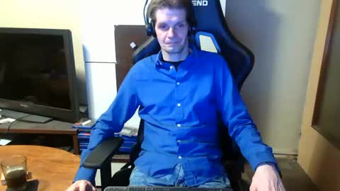 bponie1 online show from January 17, 2025, 11:18 pm