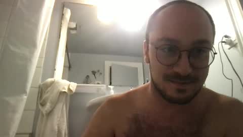 JD. online show from November 15, 2025, 5:49 am