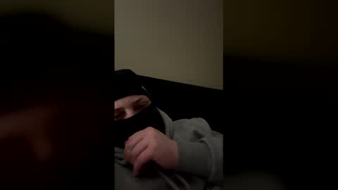 brad200215 online show from February 1, 2026, 4:22 am