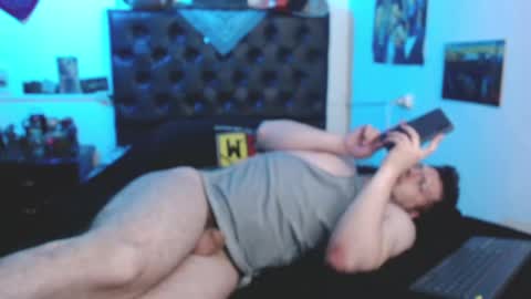 brad hot boy online show from February 14, 2025, 6:29 pm