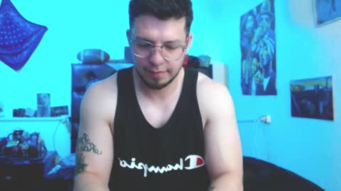 brad hot boy online show from October 2, 2025, 5:20 pm