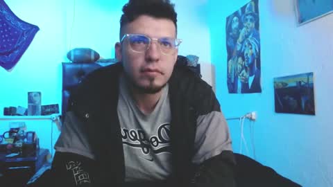 brad hot boy online show from March 27, 2026, 12:05 am