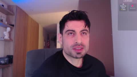 Snapshot of bradley_muscle chatting on November 7, 2025, 5:29 am Bradley online show from November 7, 2025, 5:29 am