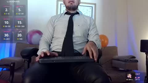 Bradley Colton Independ Model online show from December 1, 2025, 2:11 pm