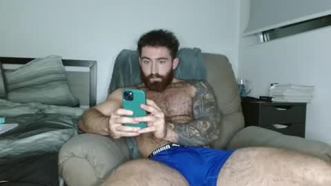 Snapshot of bradtrainn chatting on October 12, 2025, 10:53 pm bradtrainn online show from October 12, 2025, 10:53 pm