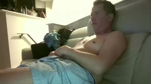 brafred1 online show from February 15, 2026, 9:41 am