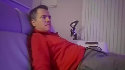 Snapshot of brafred1 chatting on April 20, 2026, 12:35 am brafred1 online show from April 20, 2026, 12:35 am
