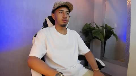 Snapshot of brand_collins chatting on March 7, 2026, 11:29 am Brand online show from March 7, 2026, 11:29 am