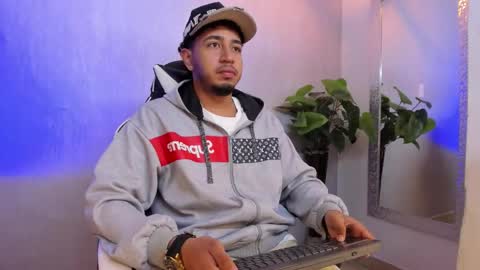 Snapshot of brand_collins chatting on March 25, 2026, 11:49 am Brand online show from March 25, 2026, 11:49 am