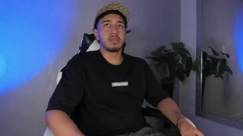 Snapshot of brand_collins chatting on March 26, 2026, 12:00 pm Brand online show from March 26, 2026, 12:00 pm