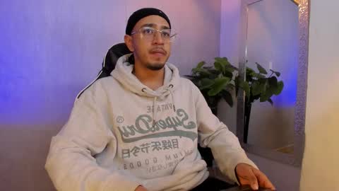 Snapshot of brand_collins chatting on March 28, 2026, 11:32 am Brand online show from March 28, 2026, 11:32 am