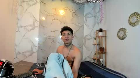 Snapshot of brandon_05_ chatting on July 1, 2026, 1:56 pm brandon_05_ online show from July 1, 2026, 1:56 pm