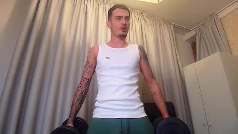 BrandonTateX online show from February 2, 2026, 5:44 pm