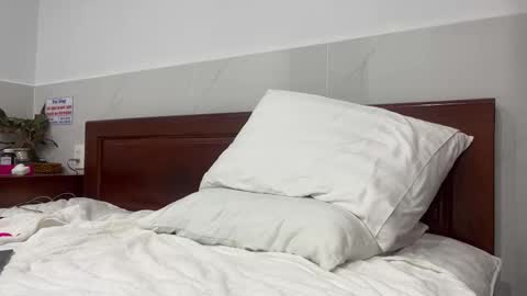 Daddy online show from December 14, 2025, 10:31 am