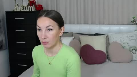 Snapshot of brandy_gem chatting on April 14, 2026, 6:41 am Brandy Gem online show from April 14, 2026, 6:41 am