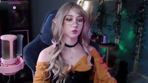 Snapshot of brandy_queen chatting on March 4, 2025, 8:24 am Aurorabut ur dad just calls me Rory online show from March 4, 2025, 8:24 am