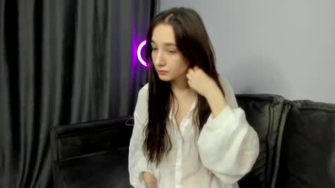 Snapshot of brandylov chatting on December 17, 2024, 6:42 pm iveta online show from December 17, 2024, 6:42 pm