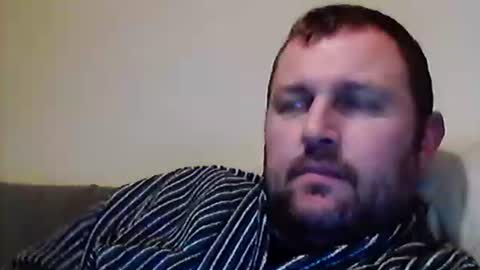 Snapshot of brasso1982 chatting on January 4, 2025, 2:35 am willywinker online show from January 4, 2025, 2:35 am