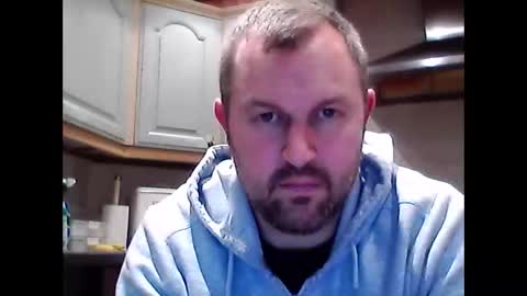 Snapshot of brasso1982 chatting on October 16, 2025, 6:31 pm willywinker online show from October 16, 2025, 6:31 pm