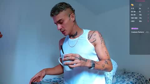 Snapshot of bray_hotboy chatting on October 17, 2025, 1:57 pm Bray Hotboy online show from October 17, 2025, 1:57 pm