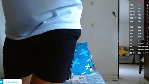 Snapshot of bray_hotboy chatting on May 3, 2026, 5:30 pm Bray Hotboy online show from May 3, 2026, 5:30 pm
