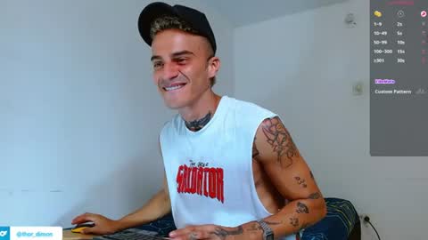Snapshot of bray_hotboy chatting on July 2, 2026, 4:24 pm Bray Hotboy online show from July 2, 2026, 4:24 pm