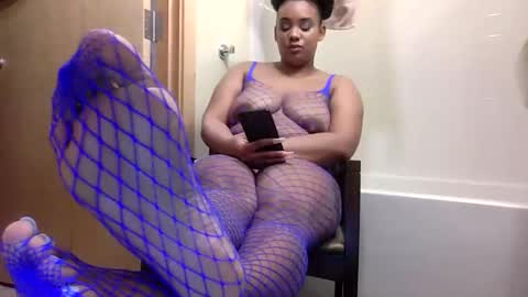 Snapshot of brazilaveaux chatting on November 11, 2025, 6:13 am brazilaveaux online show from November 11, 2025, 6:13 am