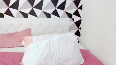 Snapshot of braziliangirl191 chatting on December 15, 2024, 2:08 am Alice online show from December 15, 2024, 2:08 am