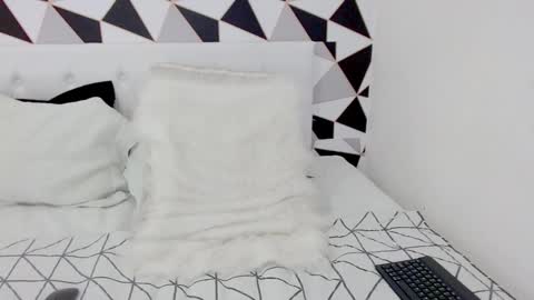 Snapshot of braziliangirl191 chatting on January 14, 2025, 4:04 am Alice online show from January 14, 2025, 4:04 am