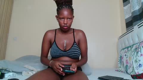 Snapshot of bree_beauty chatting on March 23, 2026, 7:29 pm bree_beauty online show from March 23, 2026, 7:29 pm