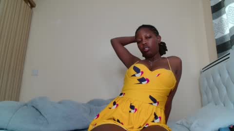 Snapshot of bree_beauty chatting on May 9, 2026, 10:20 am bree_beauty online show from May 9, 2026, 10:20 am