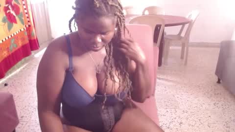 Valentina online show from March 12, 2025, 4:24 pm