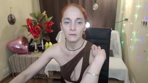 breeterner online show from February 15, 2025, 1:21 am