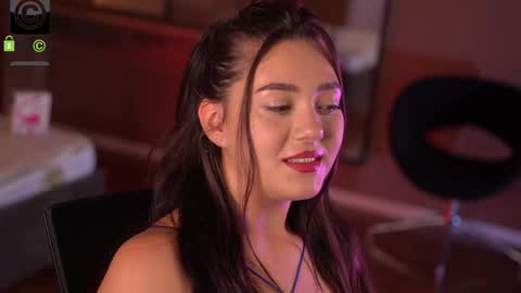 Snapshot of breezybabe23 chatting on September 18, 2025, 4:36 am Leah online show from September 18, 2025, 4:36 am