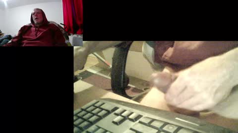 bremer64 online show from January 12, 2025, 11:07 am