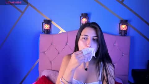 Brenda moris online show from November 14, 2025, 9:35 pm