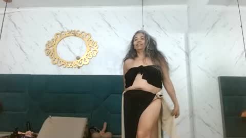 BRENDA VELASQUEZ online show from June 25, 2026, 9:30 pm