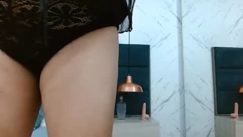 BRENDA VELASQUEZ online show from July 25, 2026, 9:23 pm