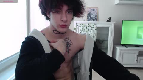 brendan__piks online show from February 18, 2026, 11:06 am
