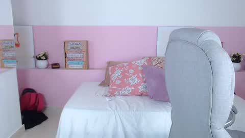 Brenda online show from February 18, 2025, 3:54 pm