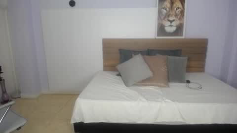 Brenda online show from March 12, 2025, 9:44 am