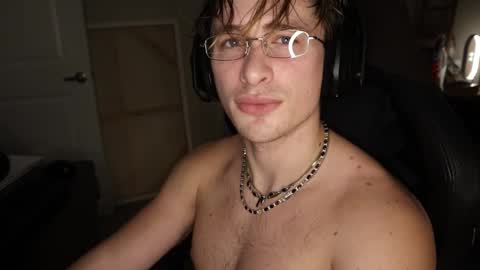 brentonverde online show from January 29, 2025, 1:37 am