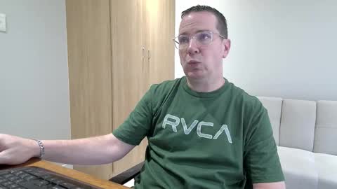 Brett online show from November 23, 2025, 1:11 pm