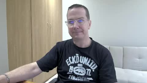 Snapshot of brettdj chatting on April 25, 2026, 11:02 am Brett online show from April 25, 2026, 11:02 am
