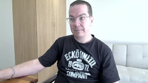 Snapshot of brettdj chatting on April 27, 2026, 11:52 am Brett online show from April 27, 2026, 11:52 am