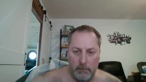 Snapshot of brettsky chatting on January 28, 2025, 9:19 pm hey online show from January 28, 2025, 9:19 pm