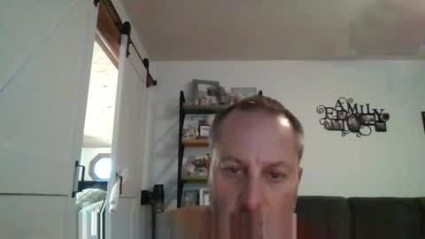 Snapshot of brettsky chatting on November 6, 2025, 8:43 pm hey online show from November 6, 2025, 8:43 pm