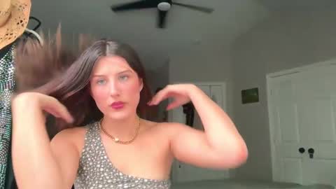 Snapshot of briadominick chatting on September 23, 2025, 7:50 pm Brianna3 online show from September 23, 2025, 7:50 pm