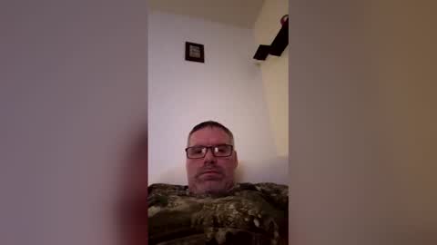 brian38431 online show from December 15, 2025, 12:31 pm