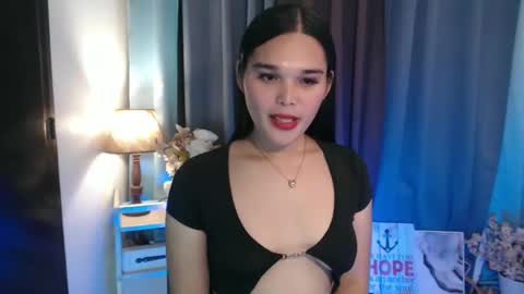Snapshot of briana_sinclaire chatting on April 27, 2026, 4:10 am Claire online show from April 27, 2026, 4:10 am